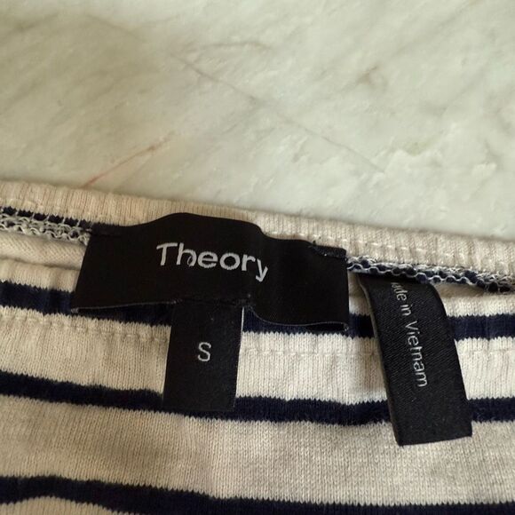 Theory Aprine K Classic Stripe Off-the-Shoulder Top 100% cotton cream/navy Sz S - Picture 5 of 8